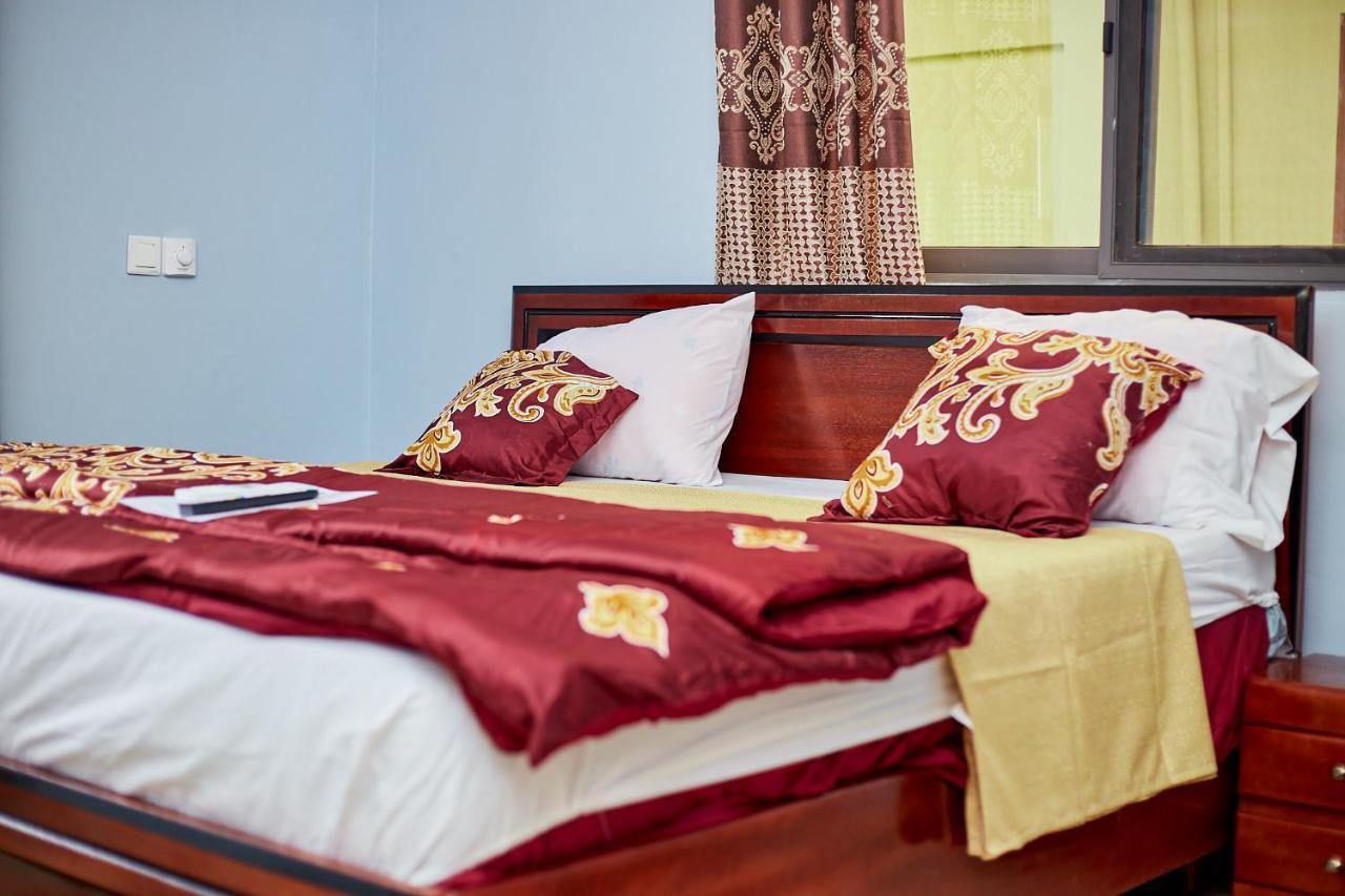 Indigo Cottage And Apartment Кумасі Екстер'єр фото