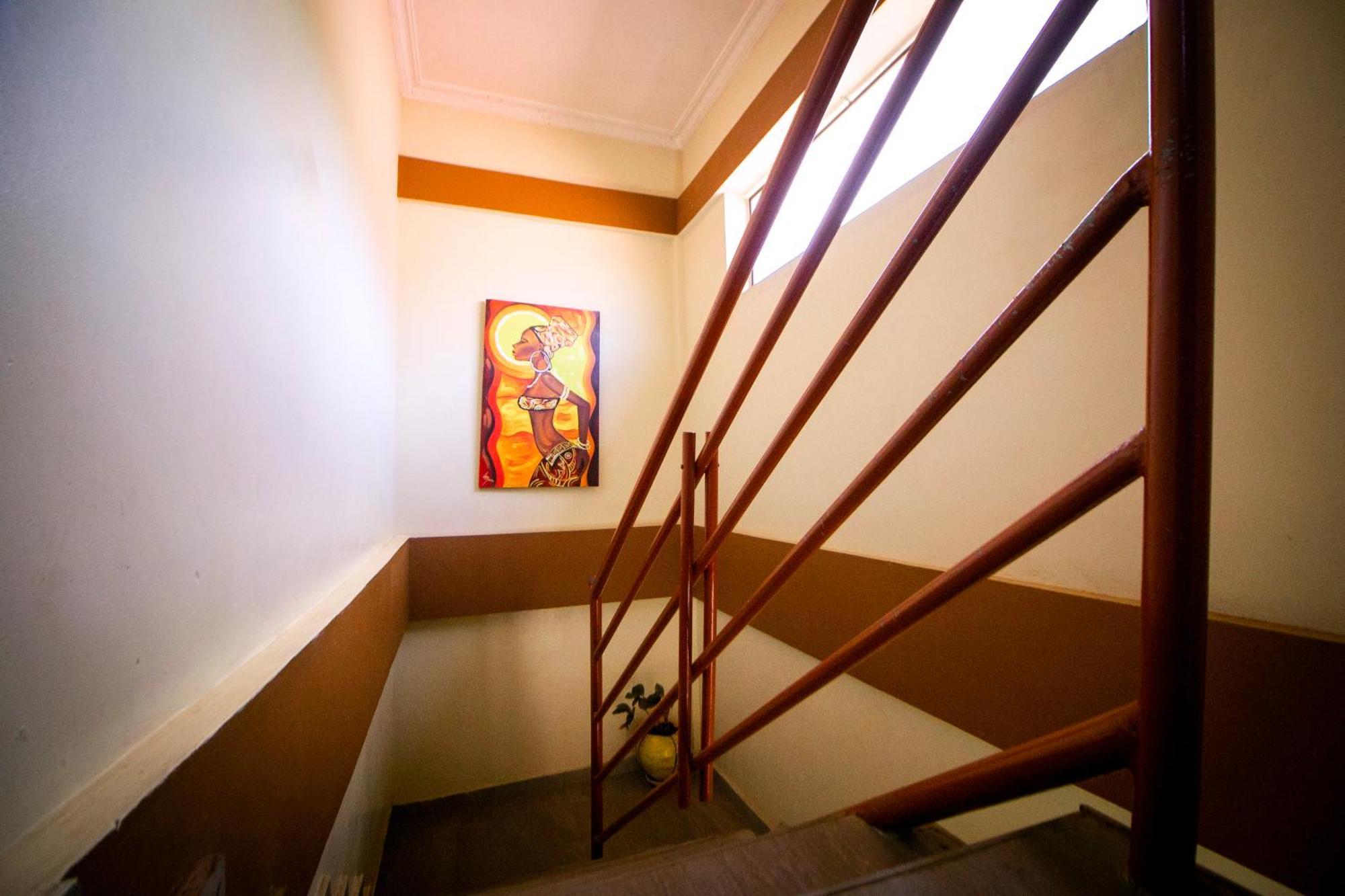 Indigo Cottage And Apartment Кумасі Екстер'єр фото